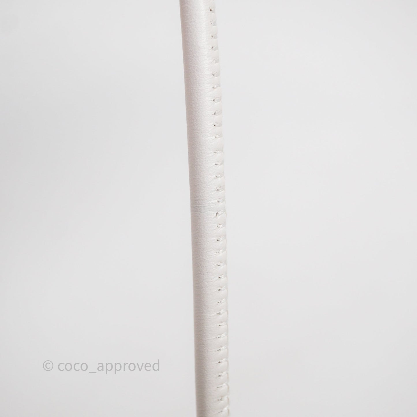 Chanel 22 Mini Bag White Shiny Crumpled Calfskin