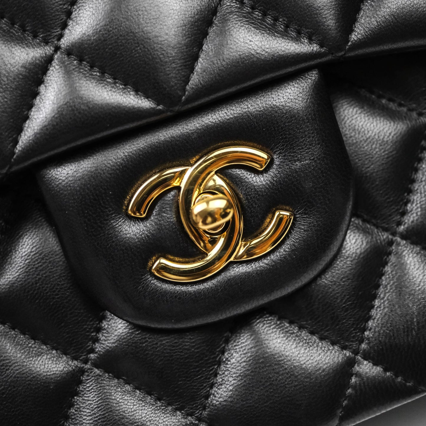 Chanel Classic Jumbo Double Flap Black Lambskin Bag Gold Hardware