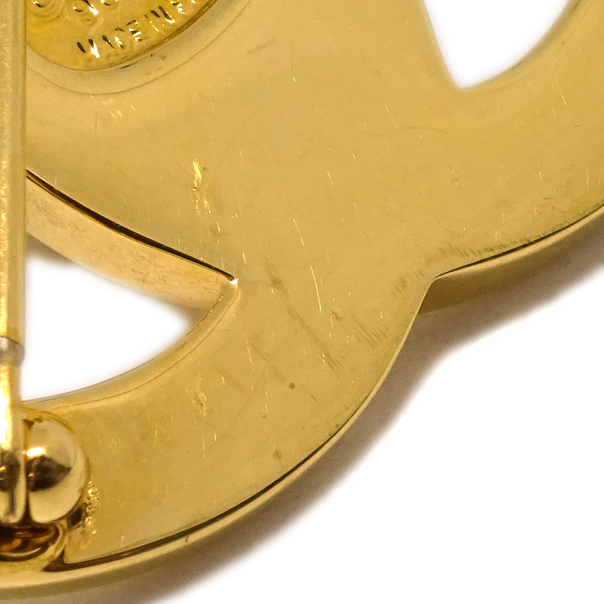 Chanel Turnlock Brooch Pin Gold Small 96A