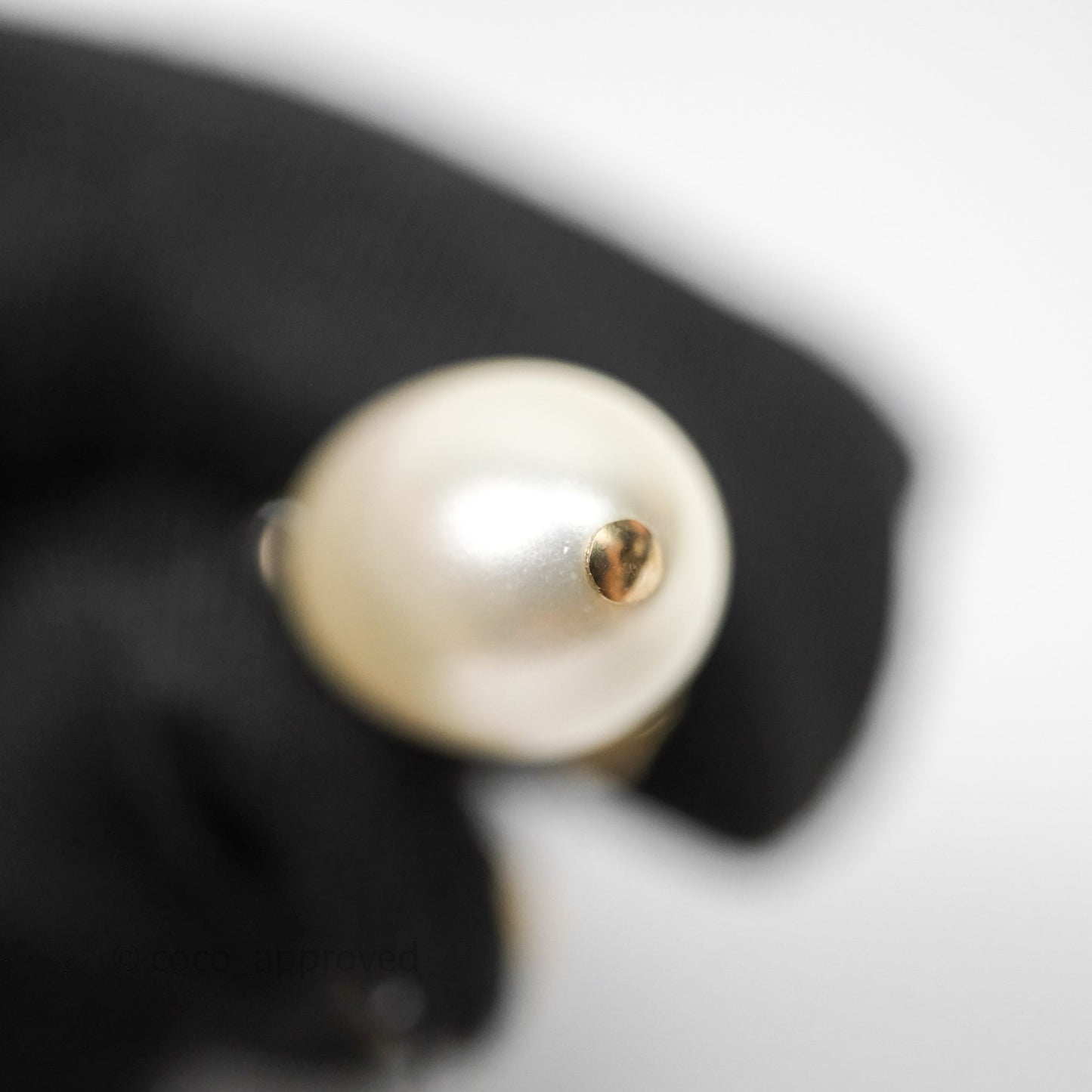 Chanel CC Pearl Drop Bow Earrings Gold Tone 22S
