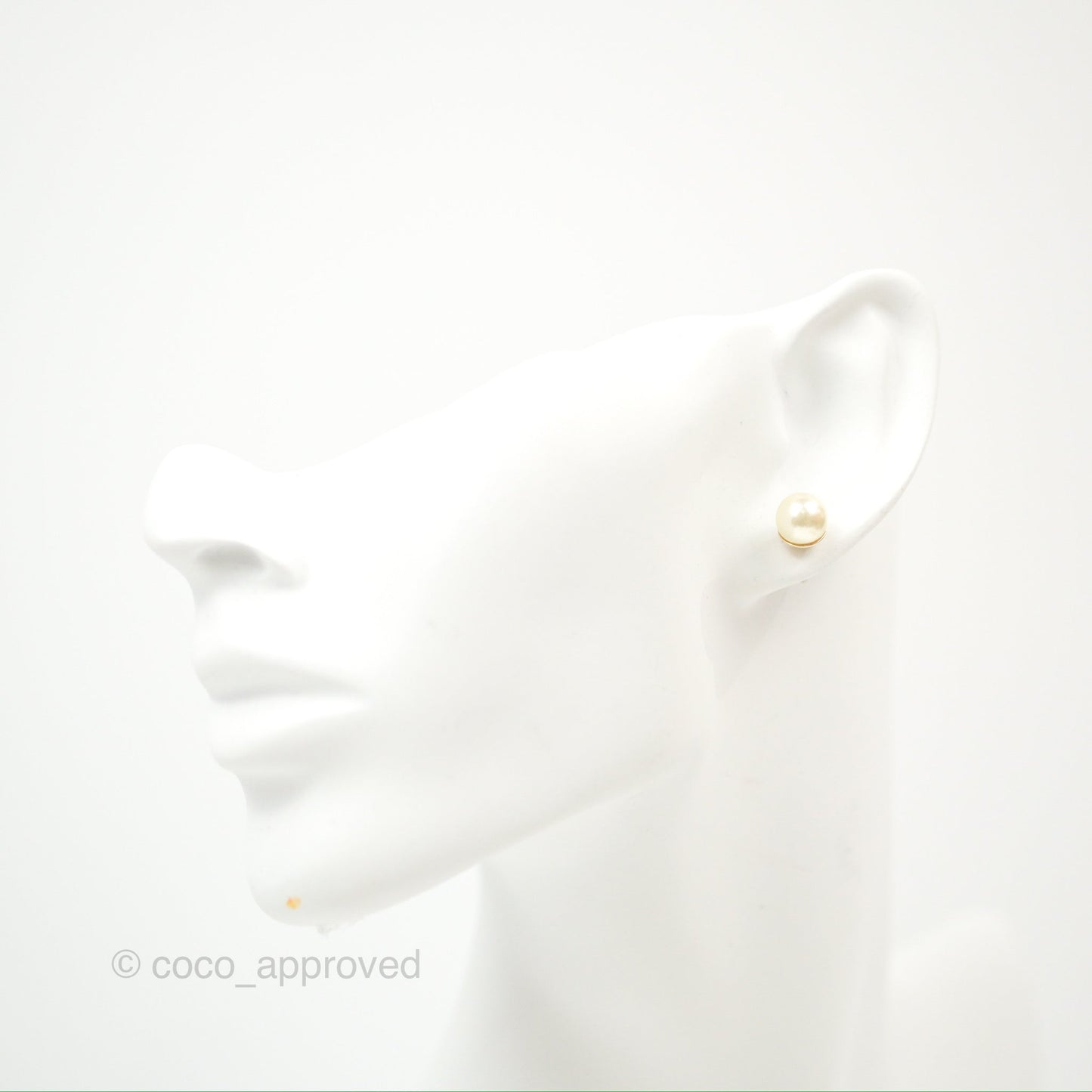 Christian Dior Tribales Pearl Earrings Gold Tone