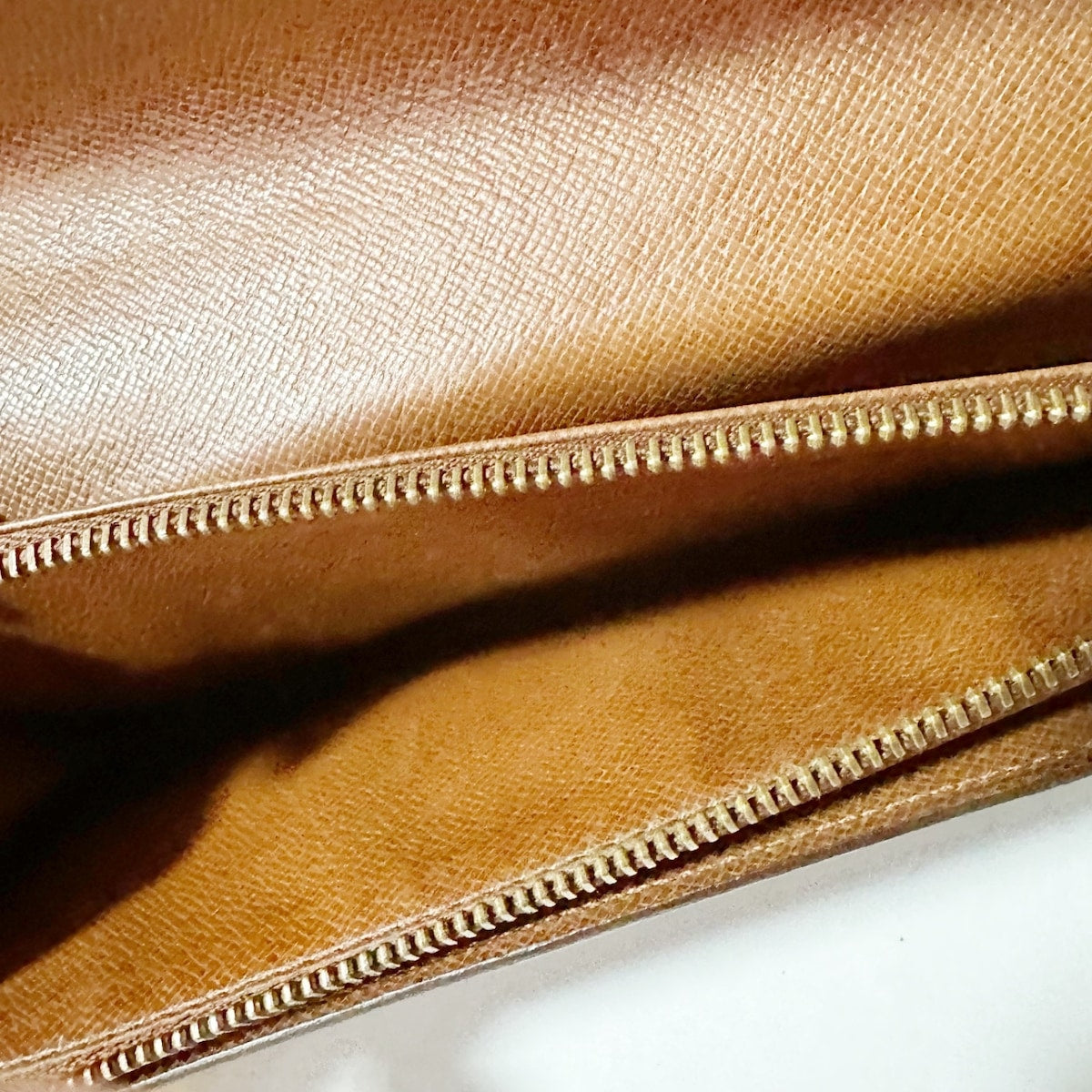 Louis Vuitton Porte-Monnaie  Canvas Wallet  ()