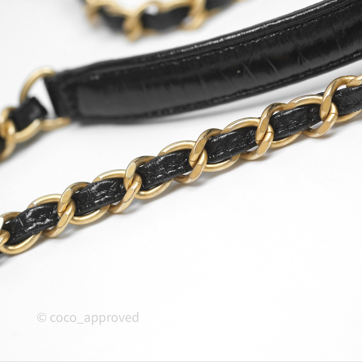 Chanel Small Wavy CC Hobo Black Shiny Crumpled Calfskin Aged Gold Hardware 23C
