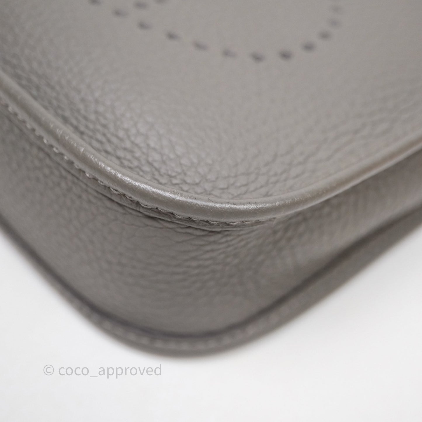 Hermès Mini Evelyne 16 Gris Meyer 0L Clemence Gold Hardware