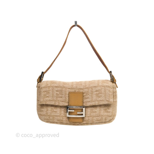 Fendi Vintage Baguette Shoulder Bag Wool Beige