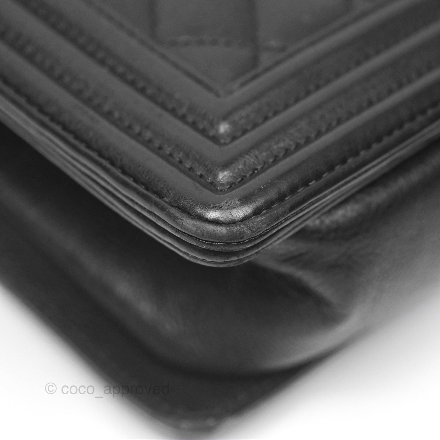 Chanel Medium Boy Quilted Black Calfskin Ruthenium Hardware