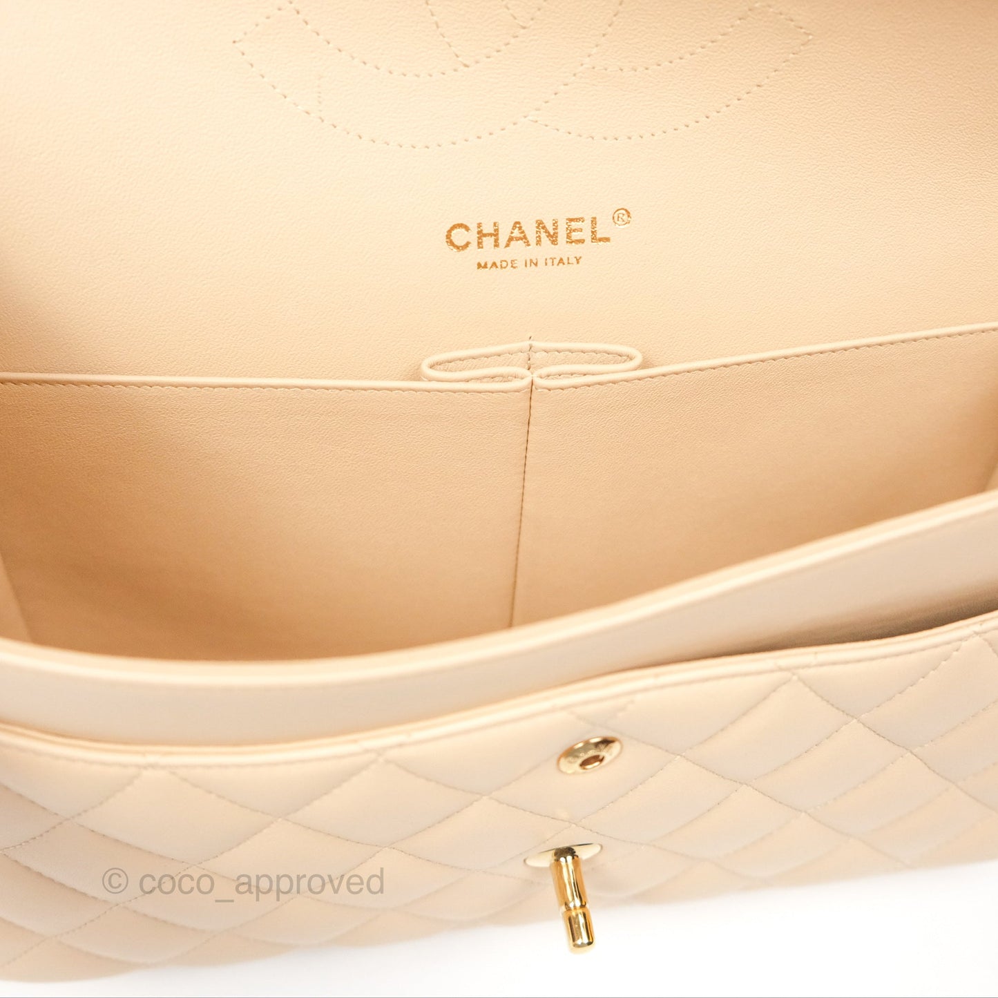 Chanel Jumbo Double Flap Beige Lambskin Gold Hardware⁣⁣