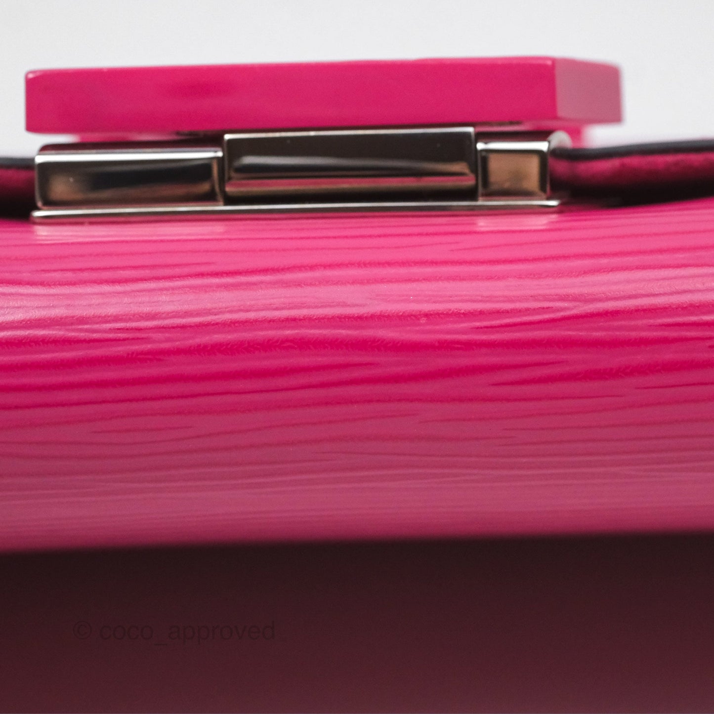 Louis Vuitton Epi Pochette Louise PM Pivoine