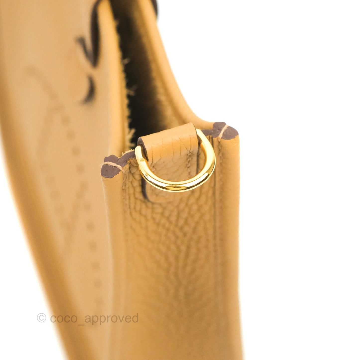 Hermès Mini Evelyne 16 Biscuit 48 Camel Clemence Gold Hardware