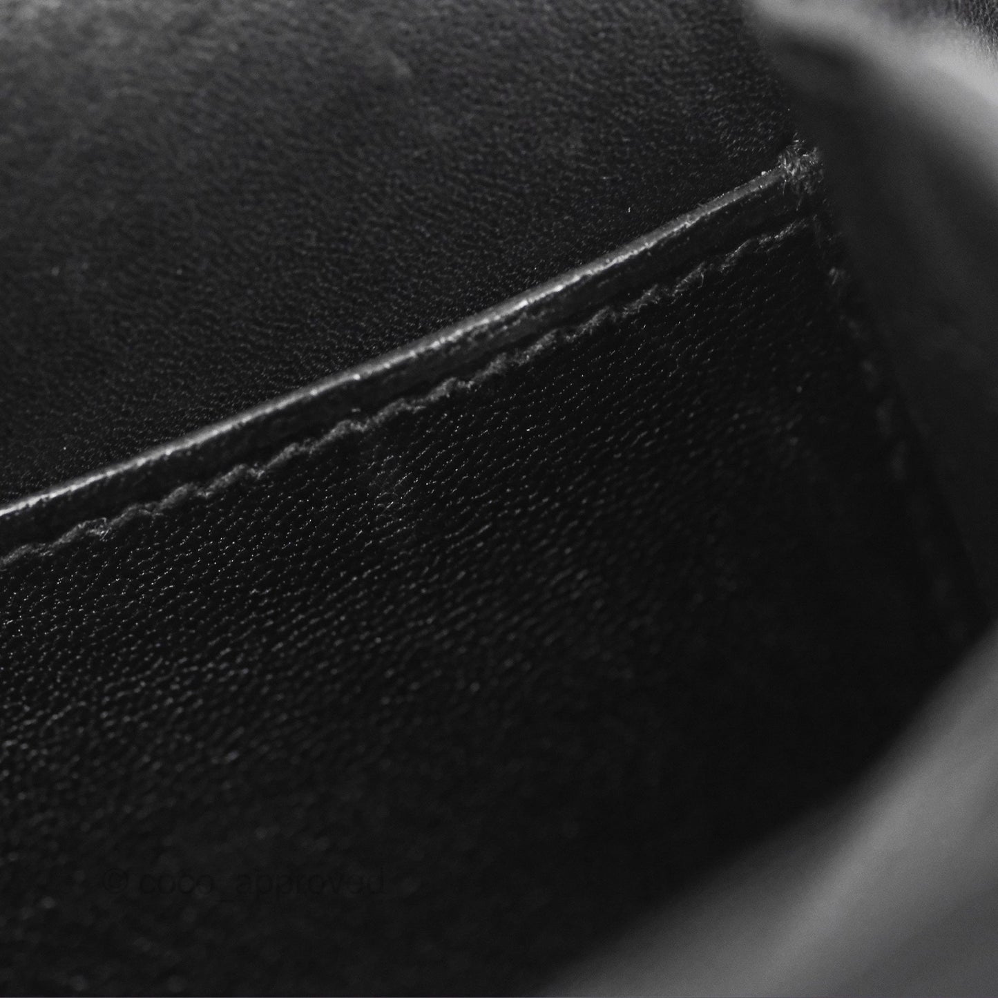 Hermès Roulis Mini 18 Noir 89 Veau Evergrain Gold Hardware