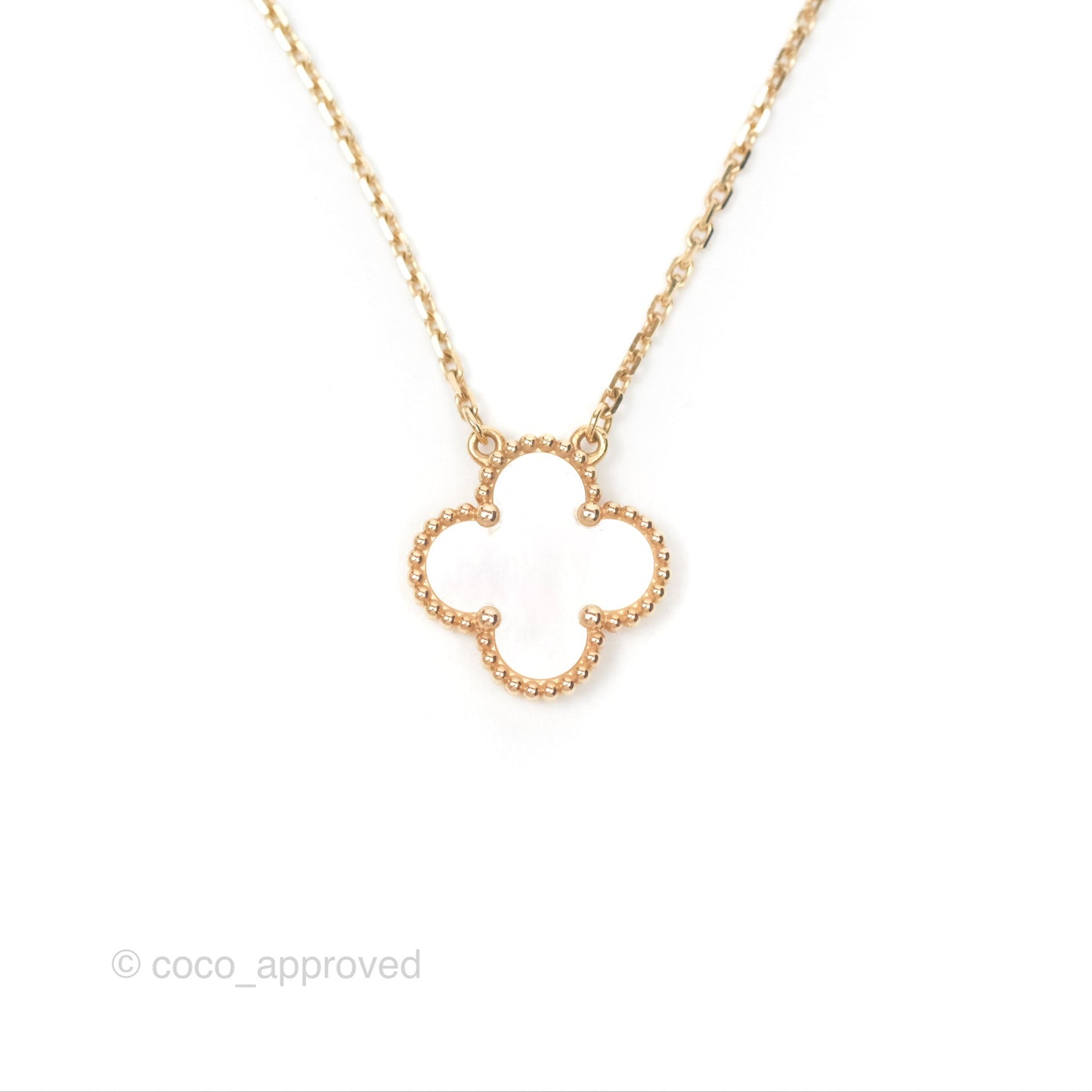 Van Cleef & Arpels Vintage Alhambra Pendant White Mother-of-pearl Yellow Gold