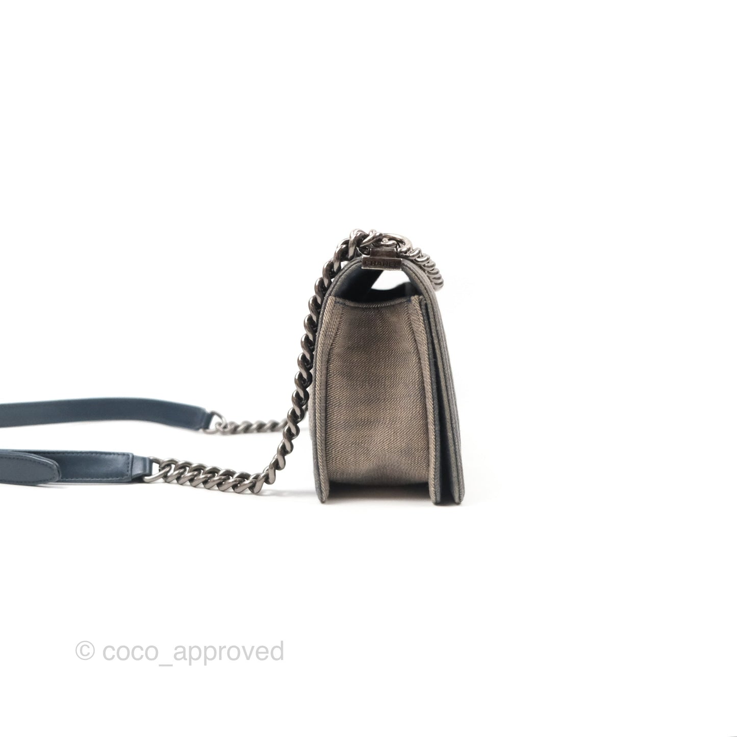 Chanel Medium Chevron Boy Washed Denim Ruthenium Hardware