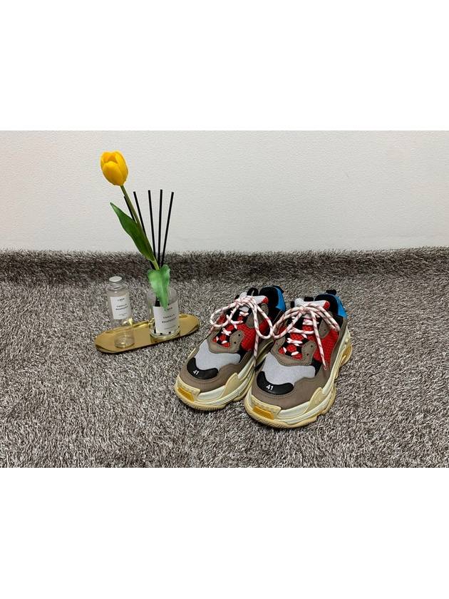 Luxury Balenciaga Triple S Multi 41 260