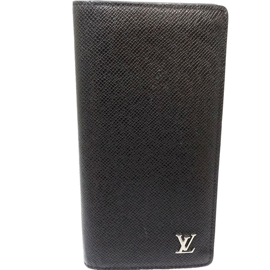 Louis Vuitton Taiga Leather Long Wallet M30285