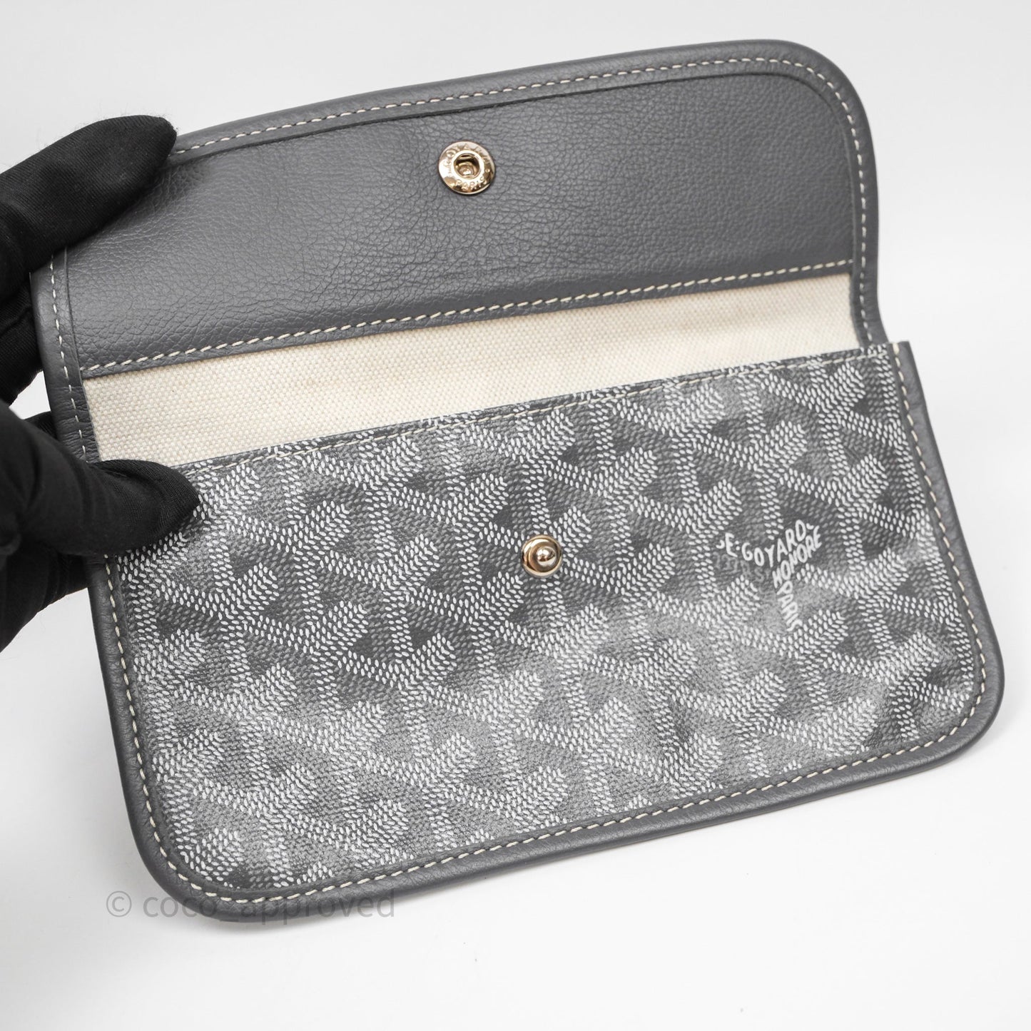 Goyard St Louis Tote PM ⁣⁣⁣⁣⁣⁣⁣⁣⁣⁣⁣⁣⁣⁣⁣⁣⁣⁣⁣⁣Grey