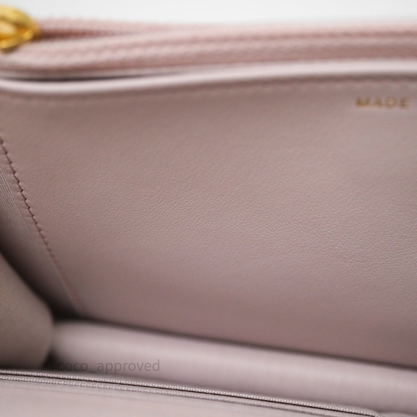 Chanel WOC Wallet On Chain CC Coco Chain Quilted Lilac Caviar Gold Hardware