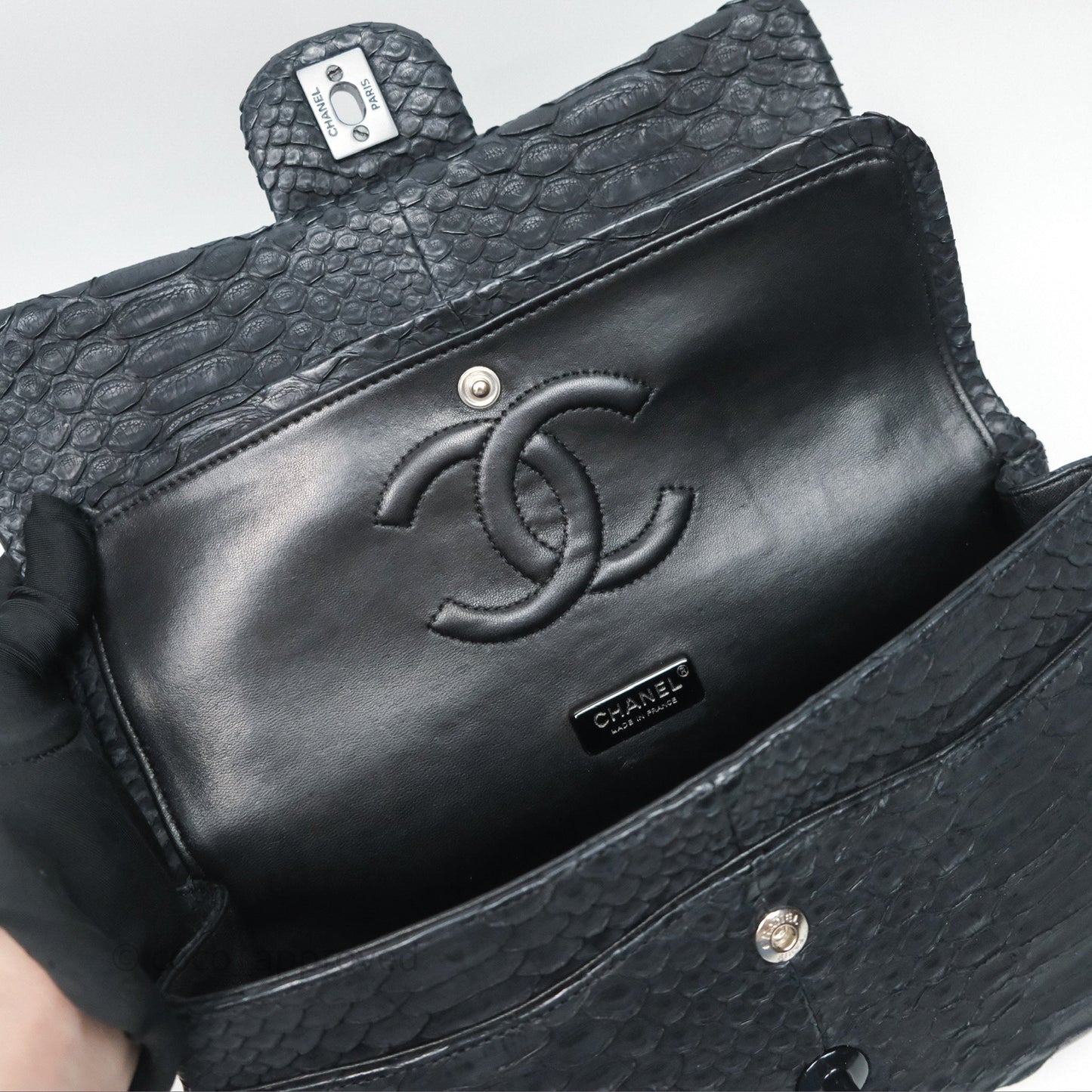 Chanel Classic M/L Medium Flap So Black Python Black Hardware