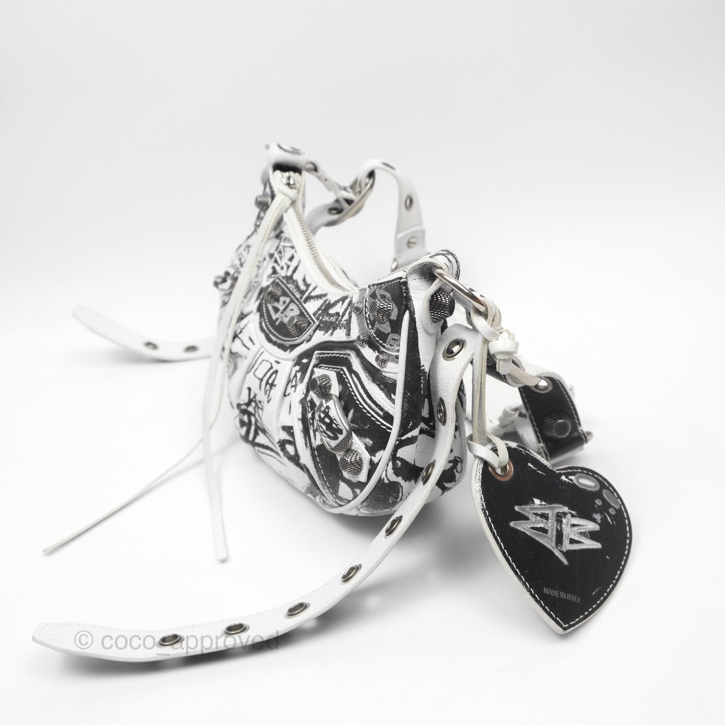 Balenciaga XS Graffiti Le Cagole Shoulder Bag White Black