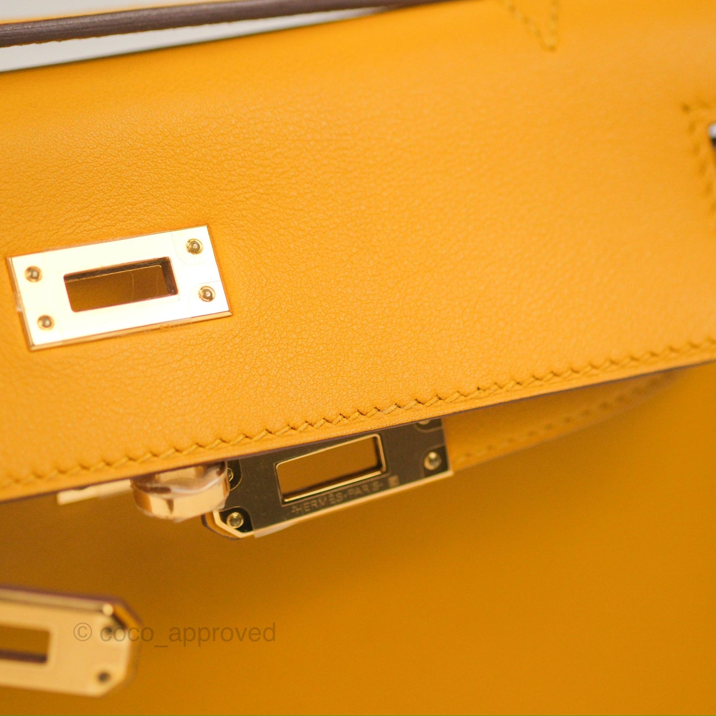 Hermès Kelly Mini Pochette Jaune Ambre Swift Gold Hardware