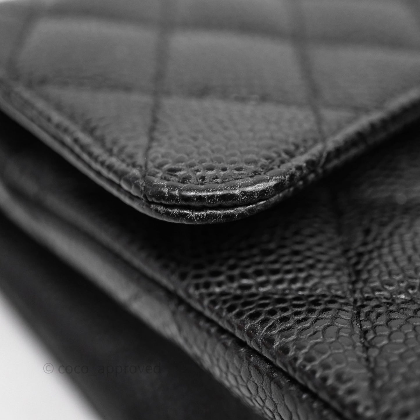 Chanel Classic M/L Medium Flap Quilted Black Caviar Gold Hardware