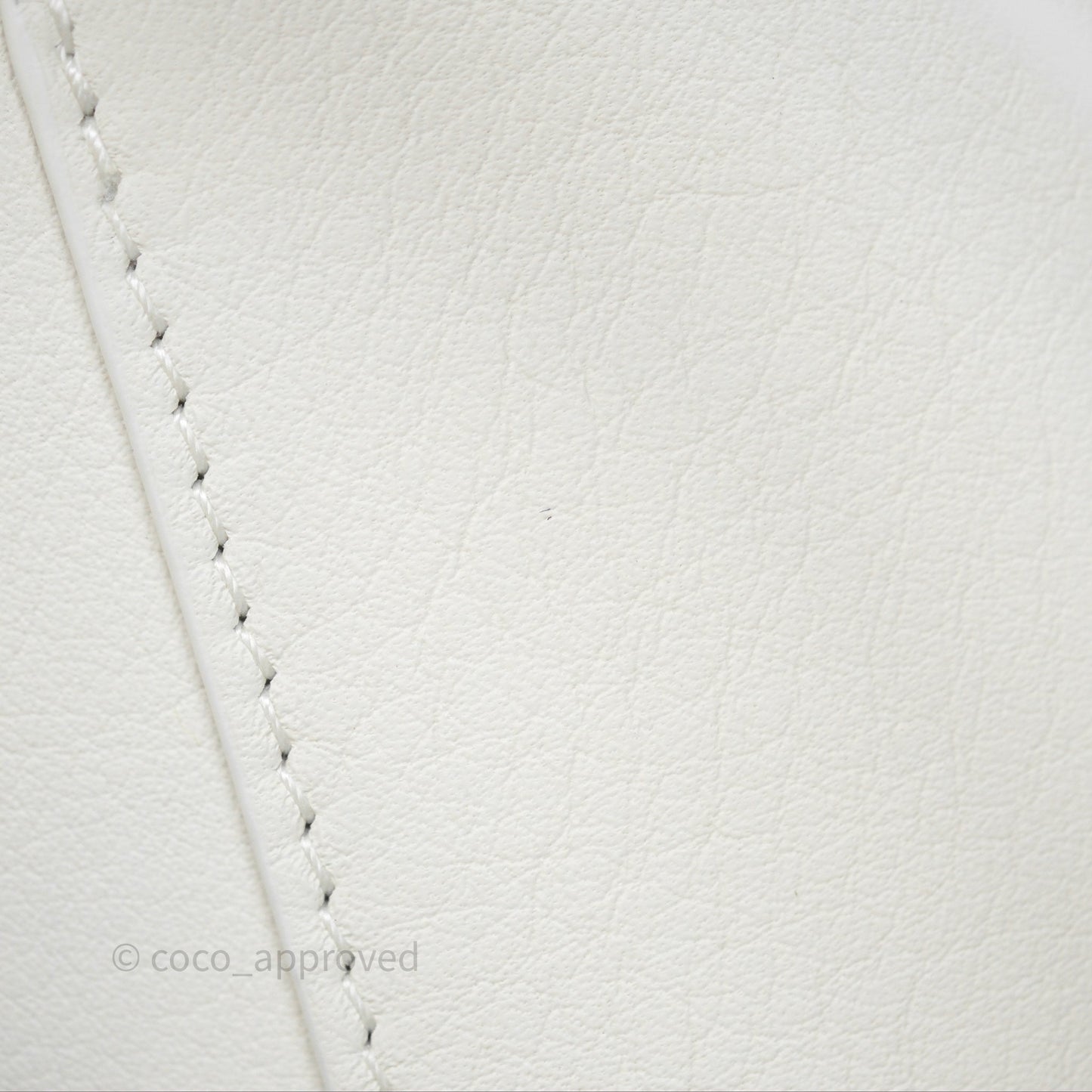 Loewe Dice Pocket in Classic Calfskin White