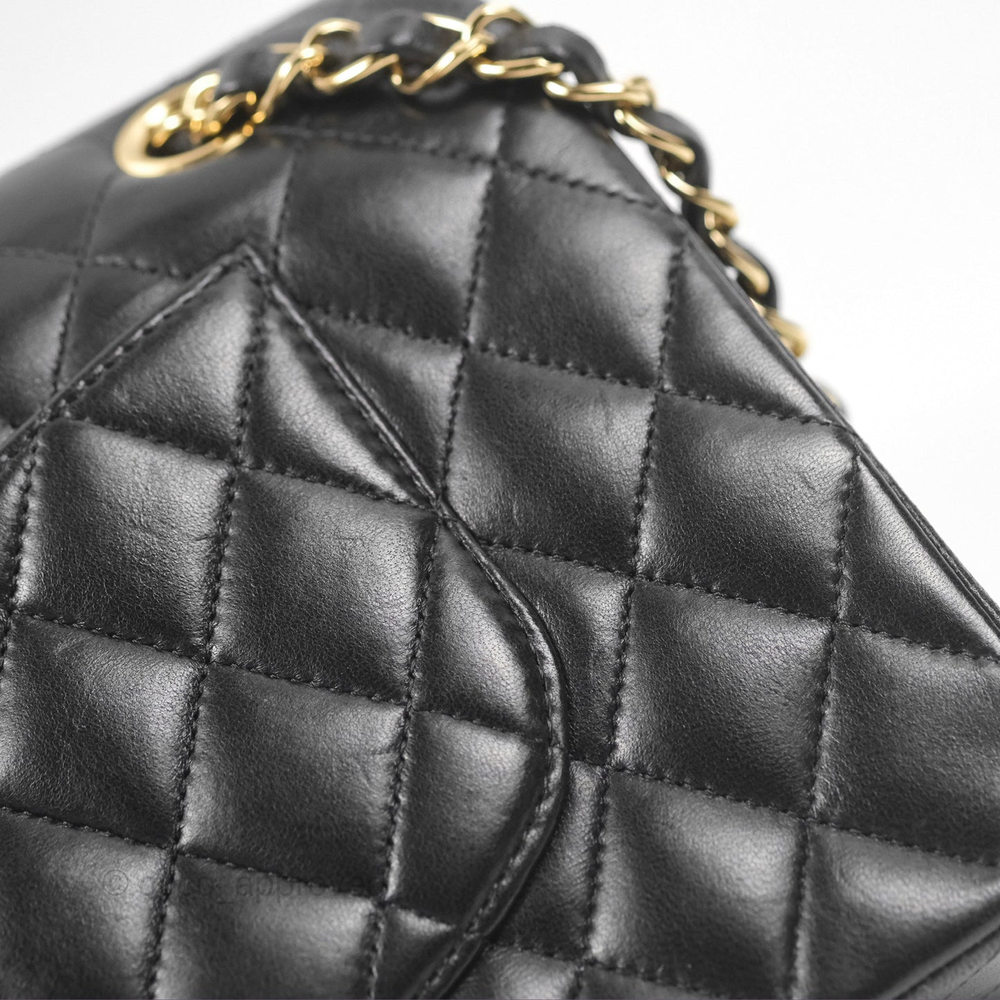 Chanel Classic M/L Medium Flap Quilted Black Lambskin Gold Hardware