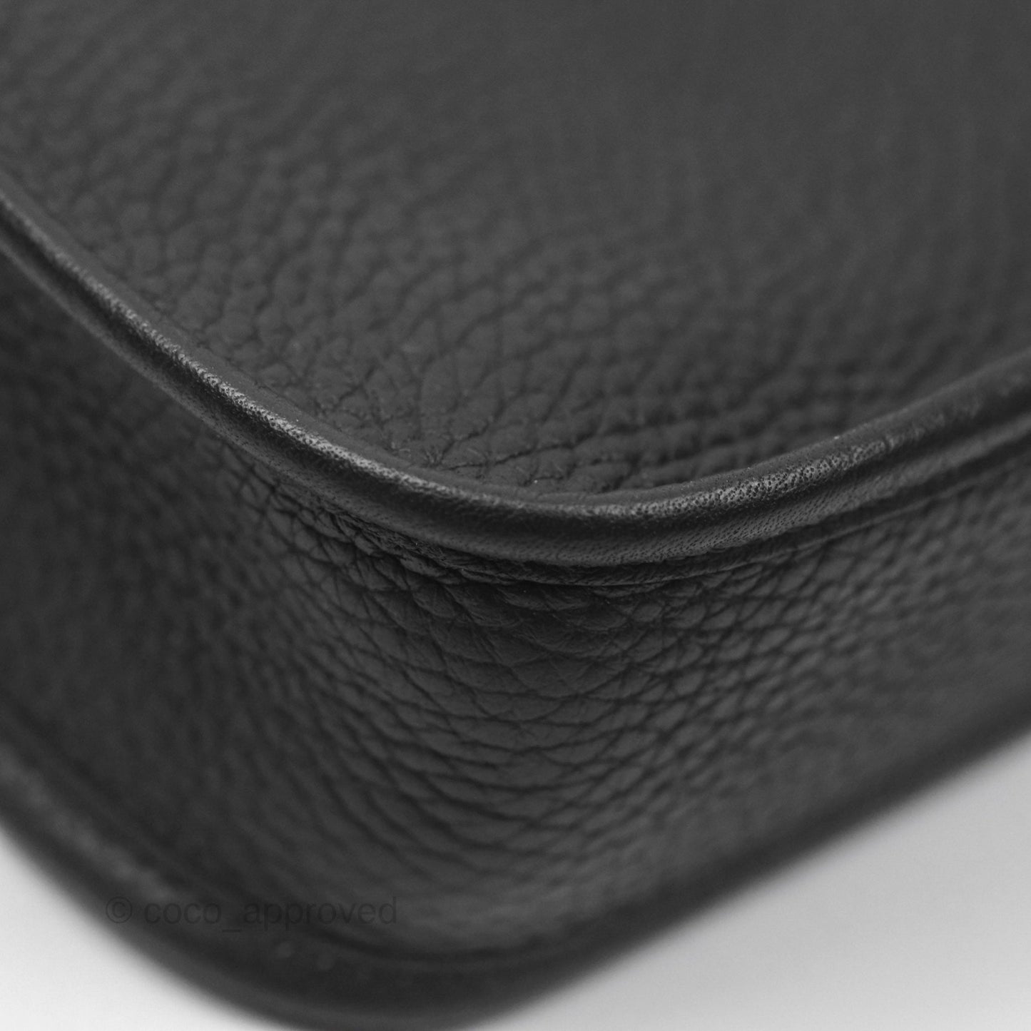 Hermès Mini Evelyne 16 Noir 89 Clemence Gold Hardware