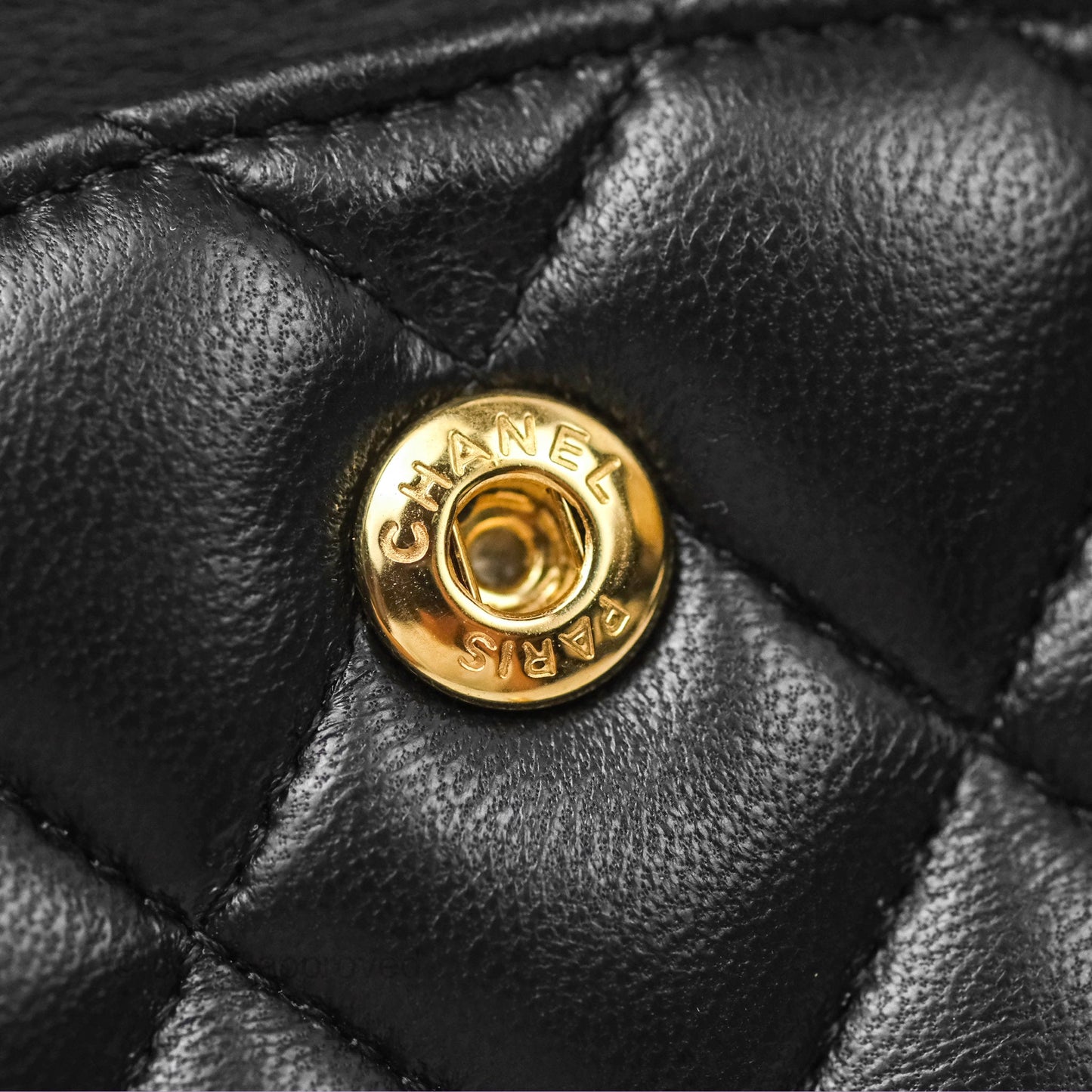 Chanel Classic M/L Medium Flap Quilted Black Lambskin Gold Hardware