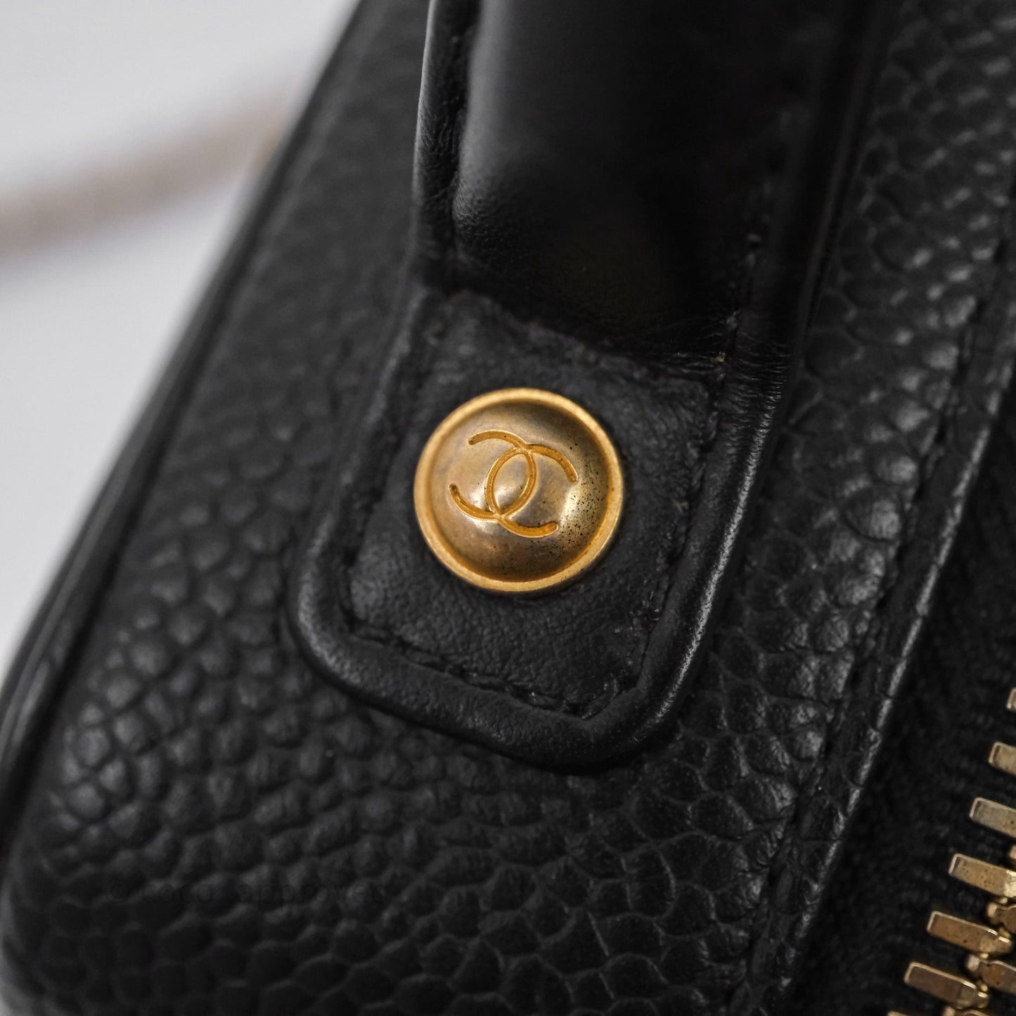 Chanel Quilted Small CC Filigree Vanity Case Black Caviar Aged Gold Hardware