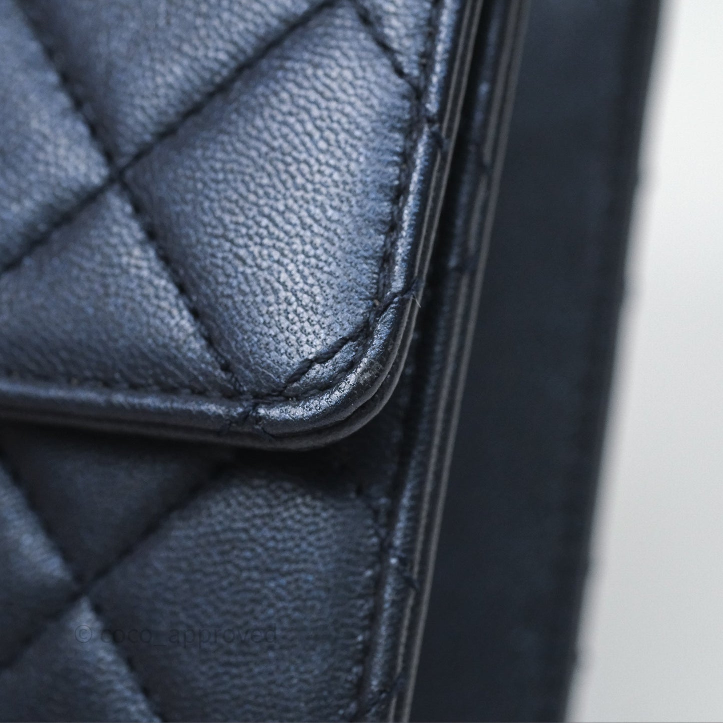 Chanel Quilted Chic Pearls Flap Iridescent Navy Goatskin Aged Gold Hardware