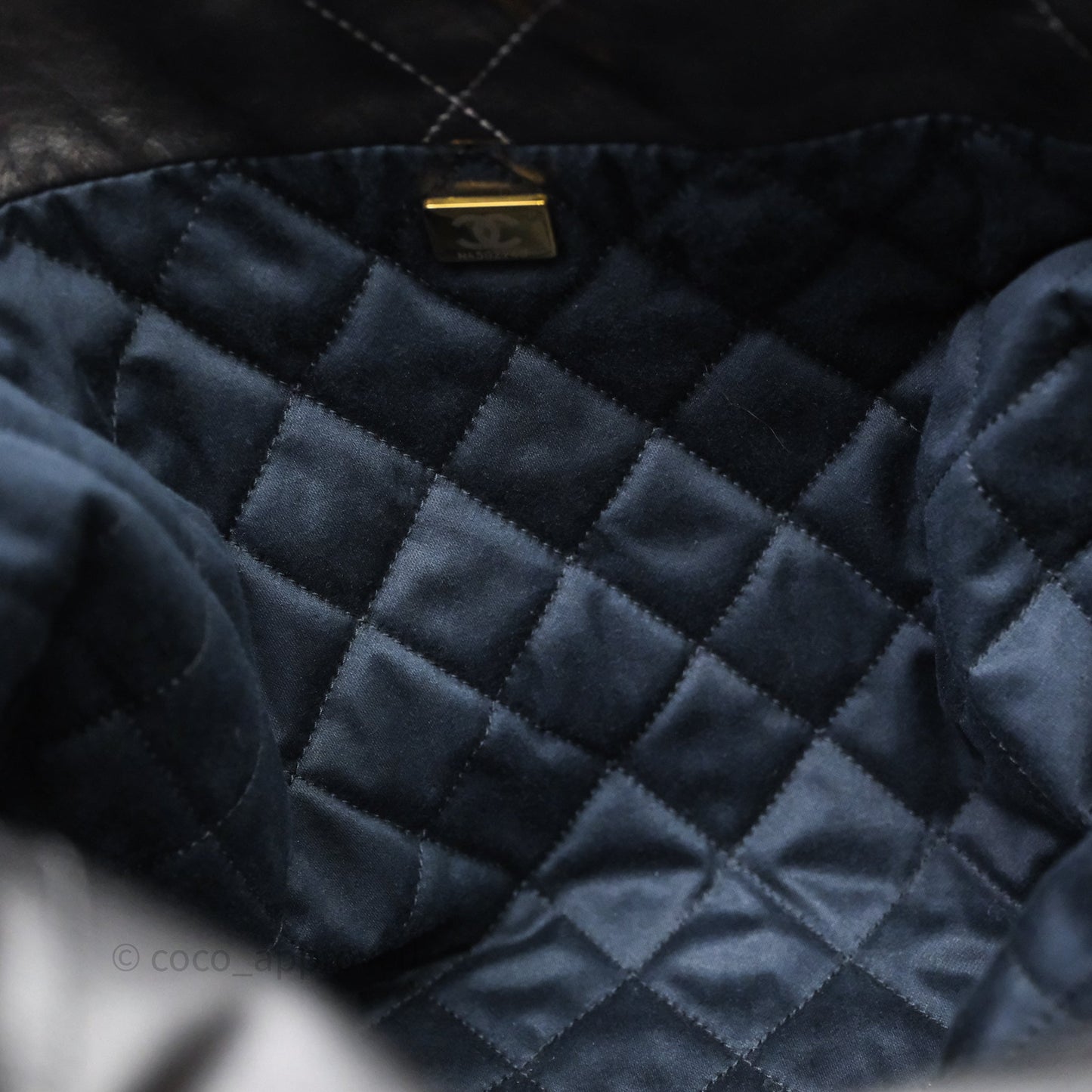 Chanel 22 Bag Medium Dark Grey Calfskin Gold Hardware