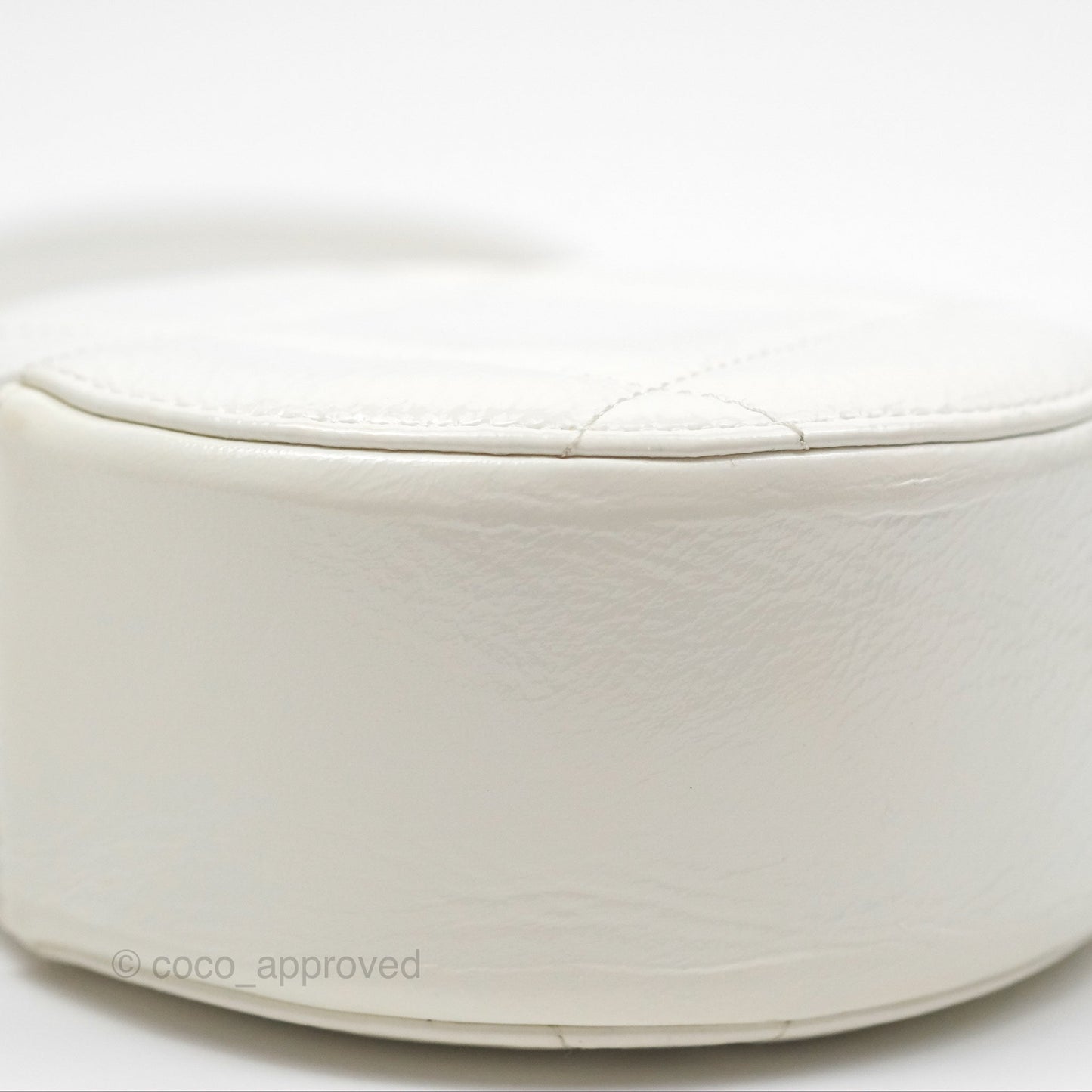 Chanel 19 Round Clutch With Chain White Glazed Calfskin Mixed Hardware