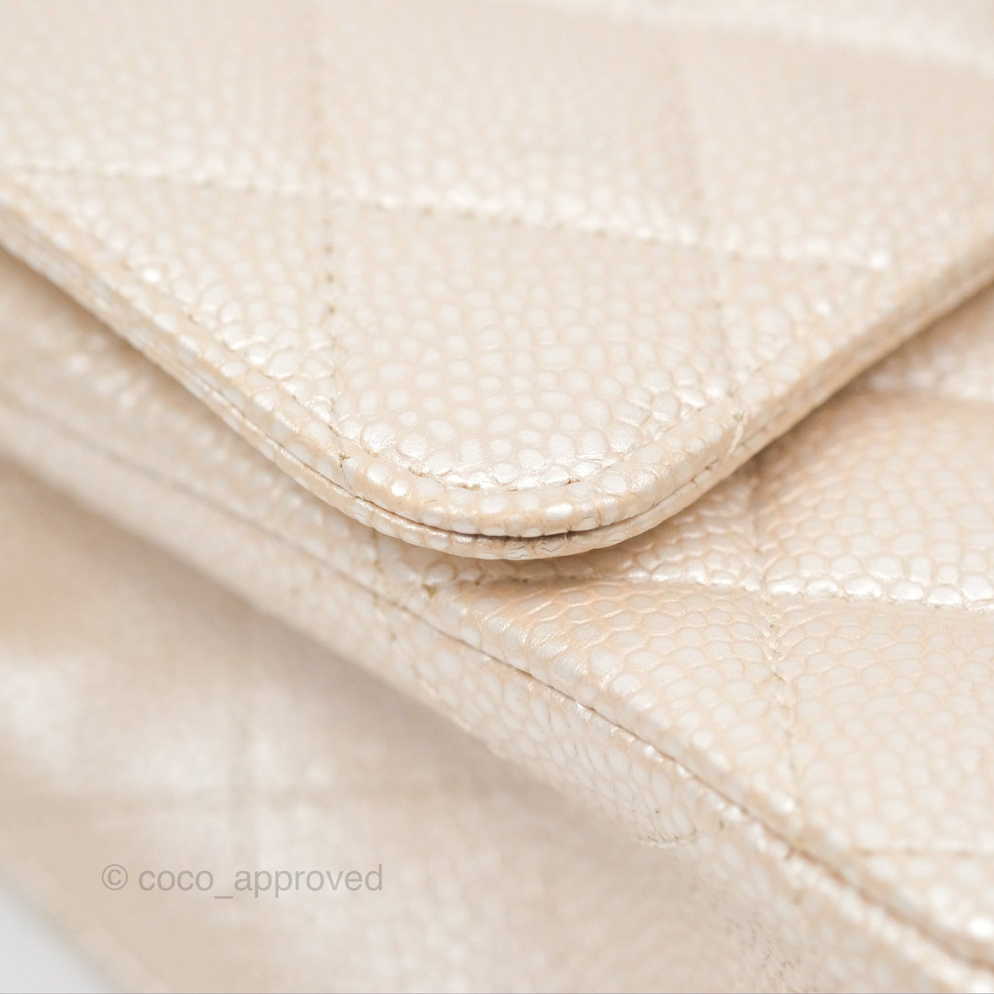 Chanel Classic M/L Medium Flap Quilted Pearly Ivory Beige Caviar Matte Gold Hardware 12P