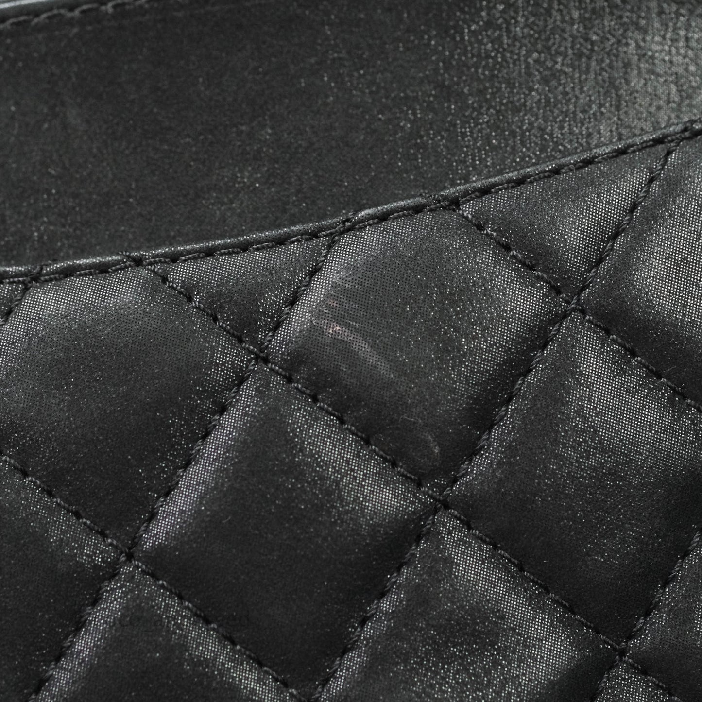 Chanel Reissue Quilted Aged Calfskin Black Ruthenium Hardware 226