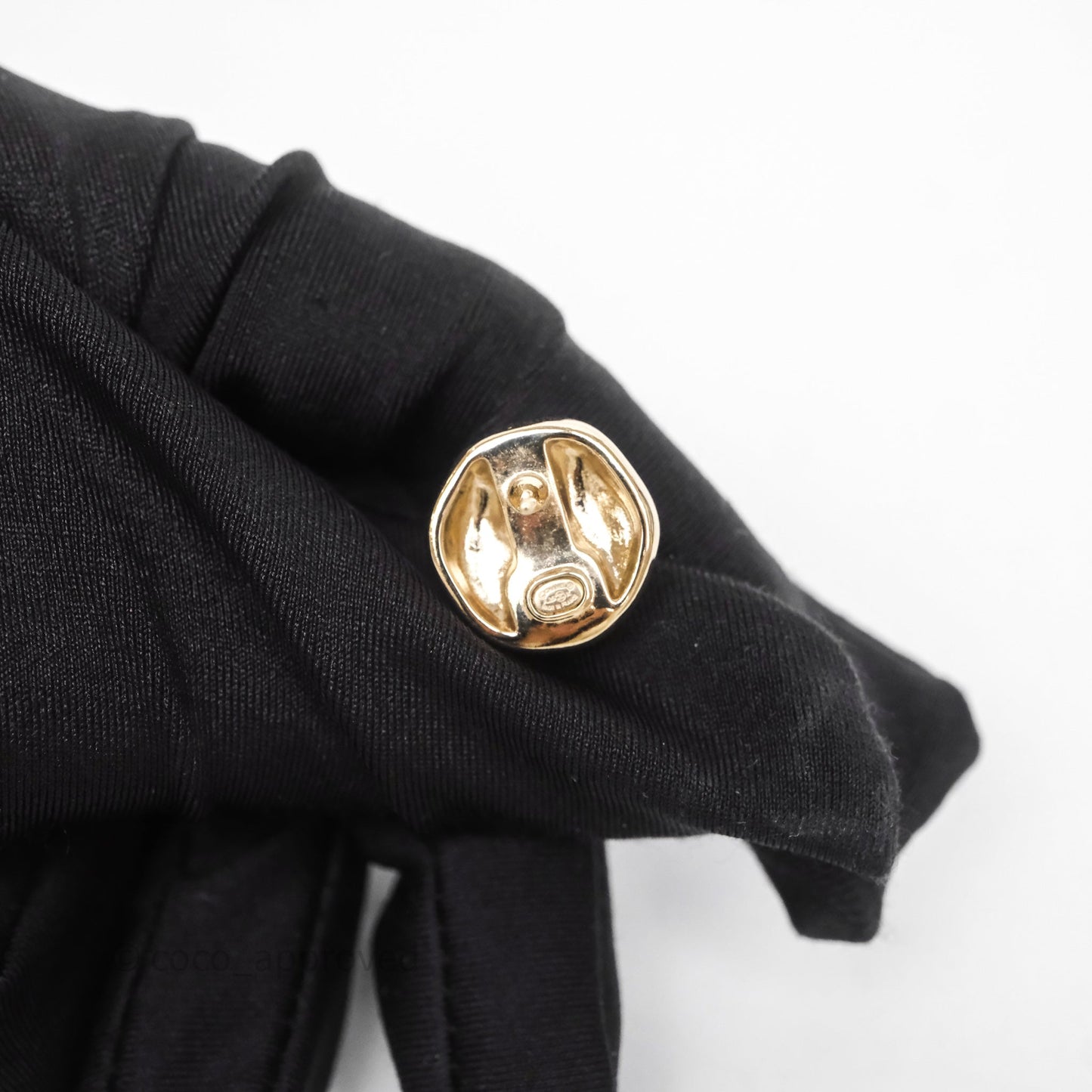 Chanel CC Sphere Earrings Gold Tone 25K