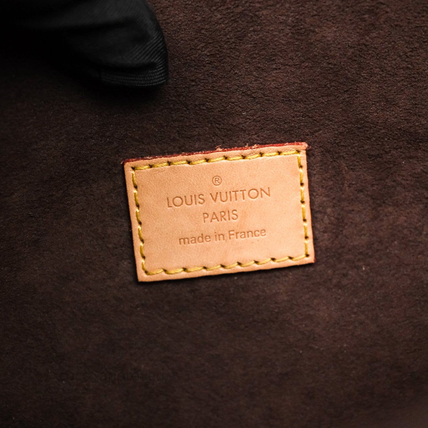 Louis Vuitton Pochette Metis Monogram Canvas