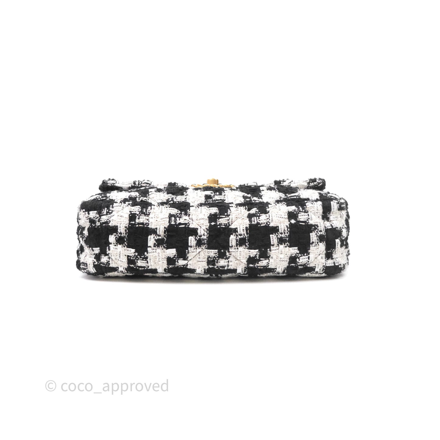 Chanel 19 Small Tweed Houndstooth Black & White Mixed Hardware