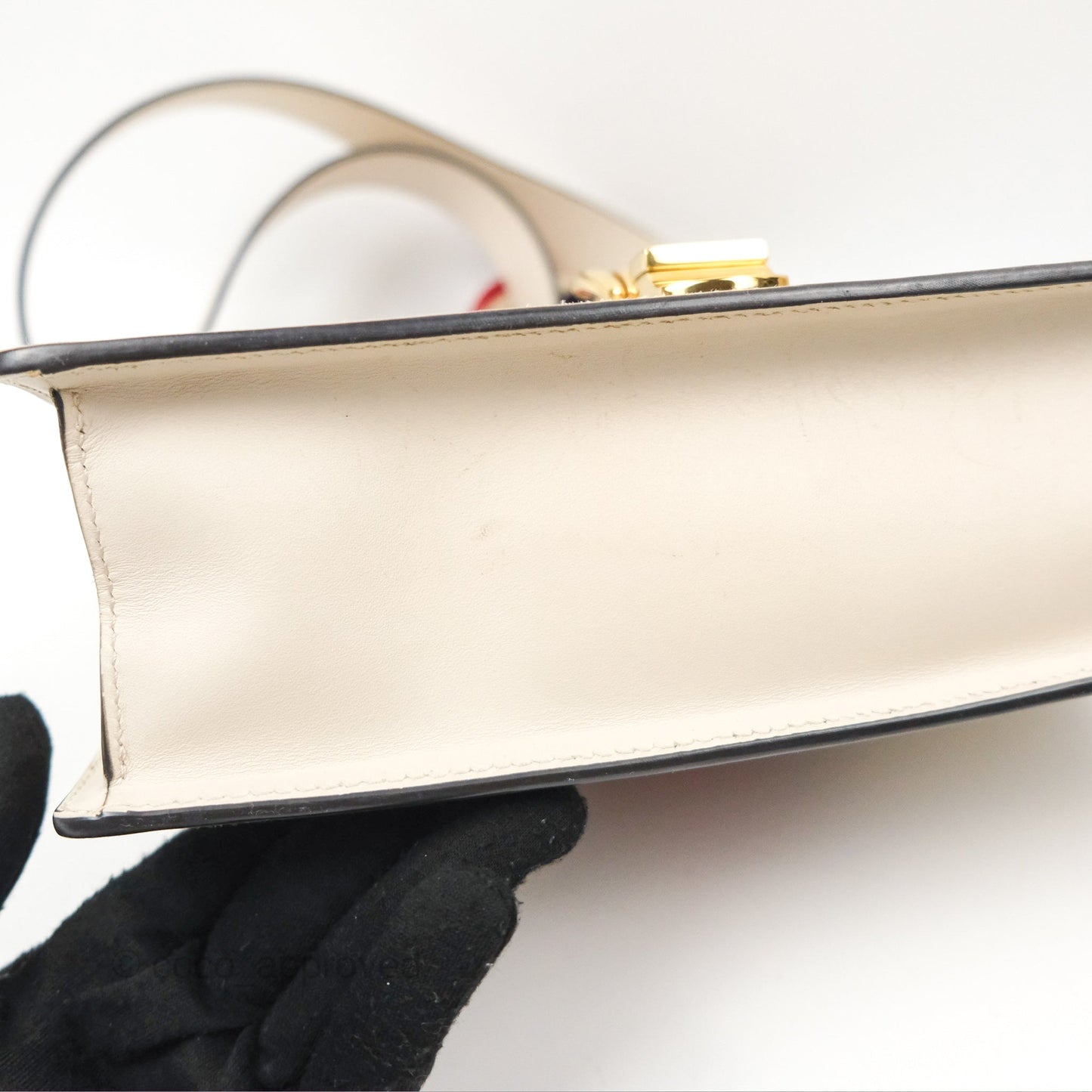 Gucci Calfskin Small Sylvie Shoulder Bag White