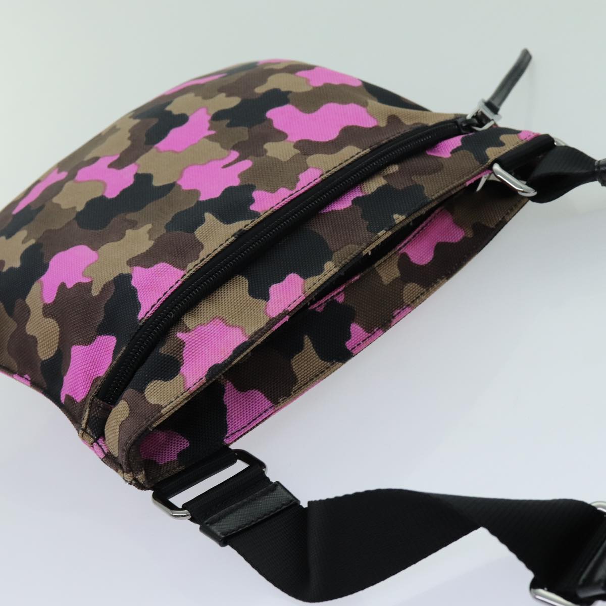 Luxury PradaTessuto Shoulder Bag