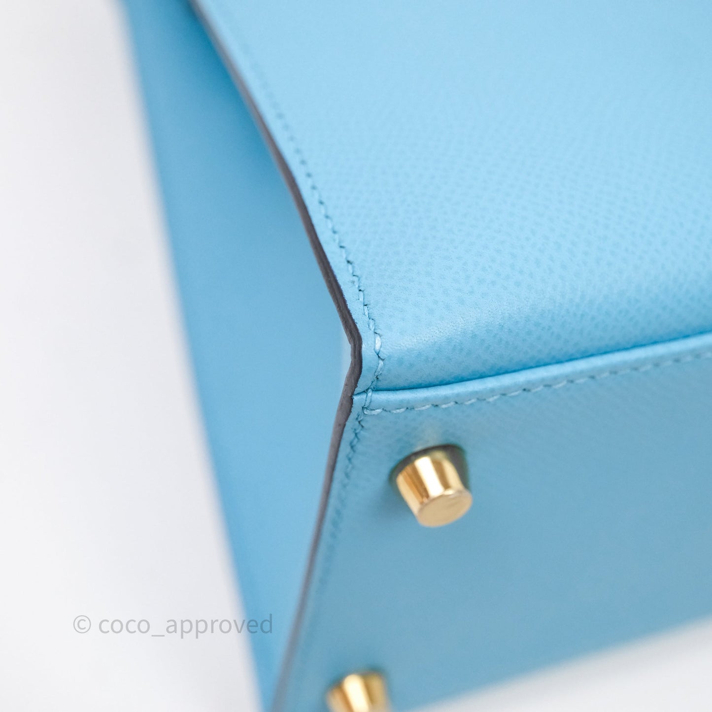 Hermès Kelly 28 Bleu du Nord P3 Epsom Gold Hardware
