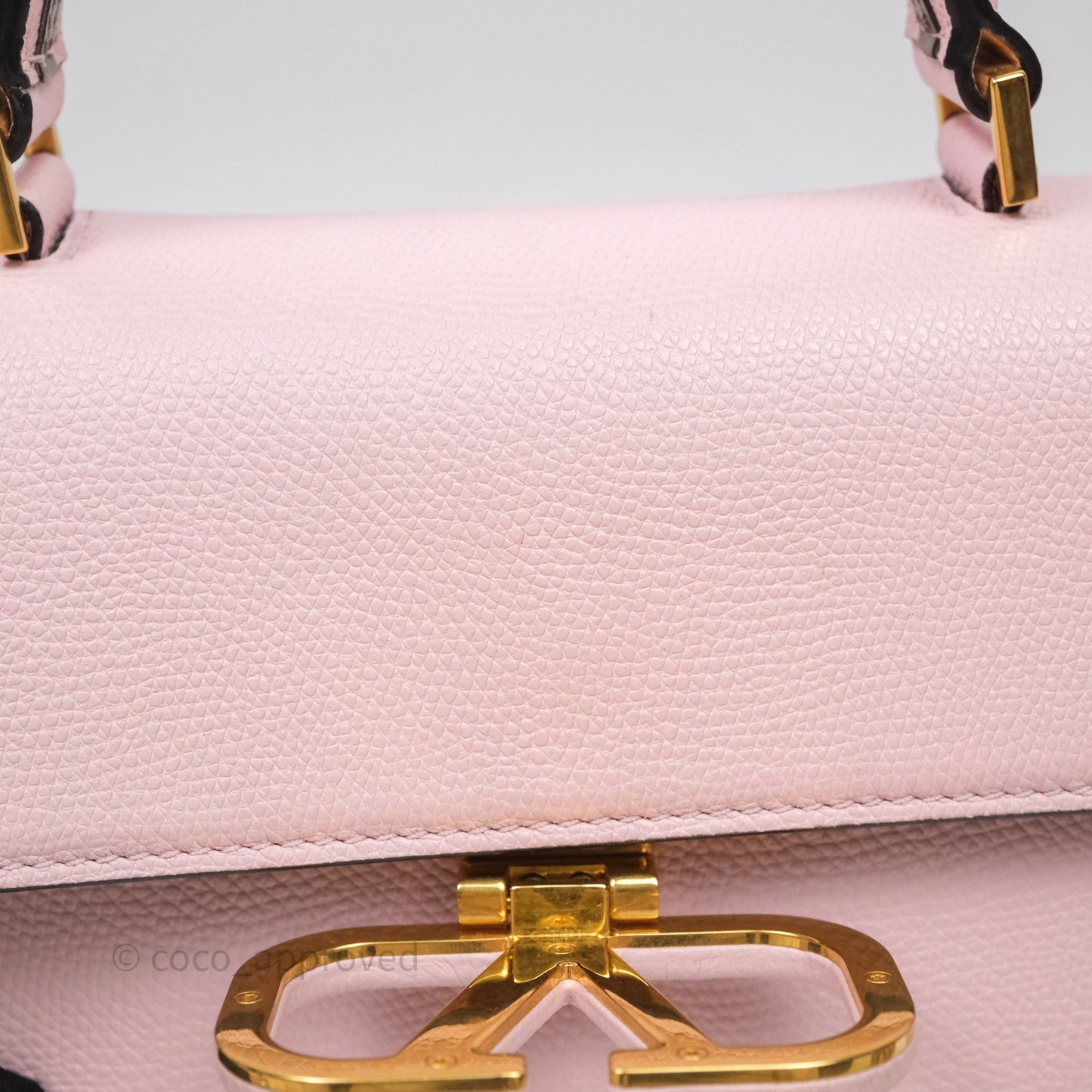 Valentino Garavani Small Vsling Grainy Calfskin Bag Light Pink Aged Gold Hardware
