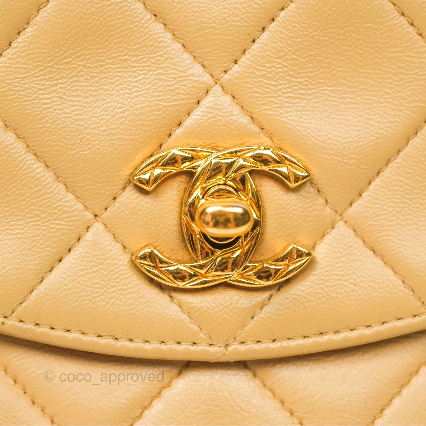 Chanel Vintage Round Flap Bag Quilted Beige Lambskin Gold Hardware