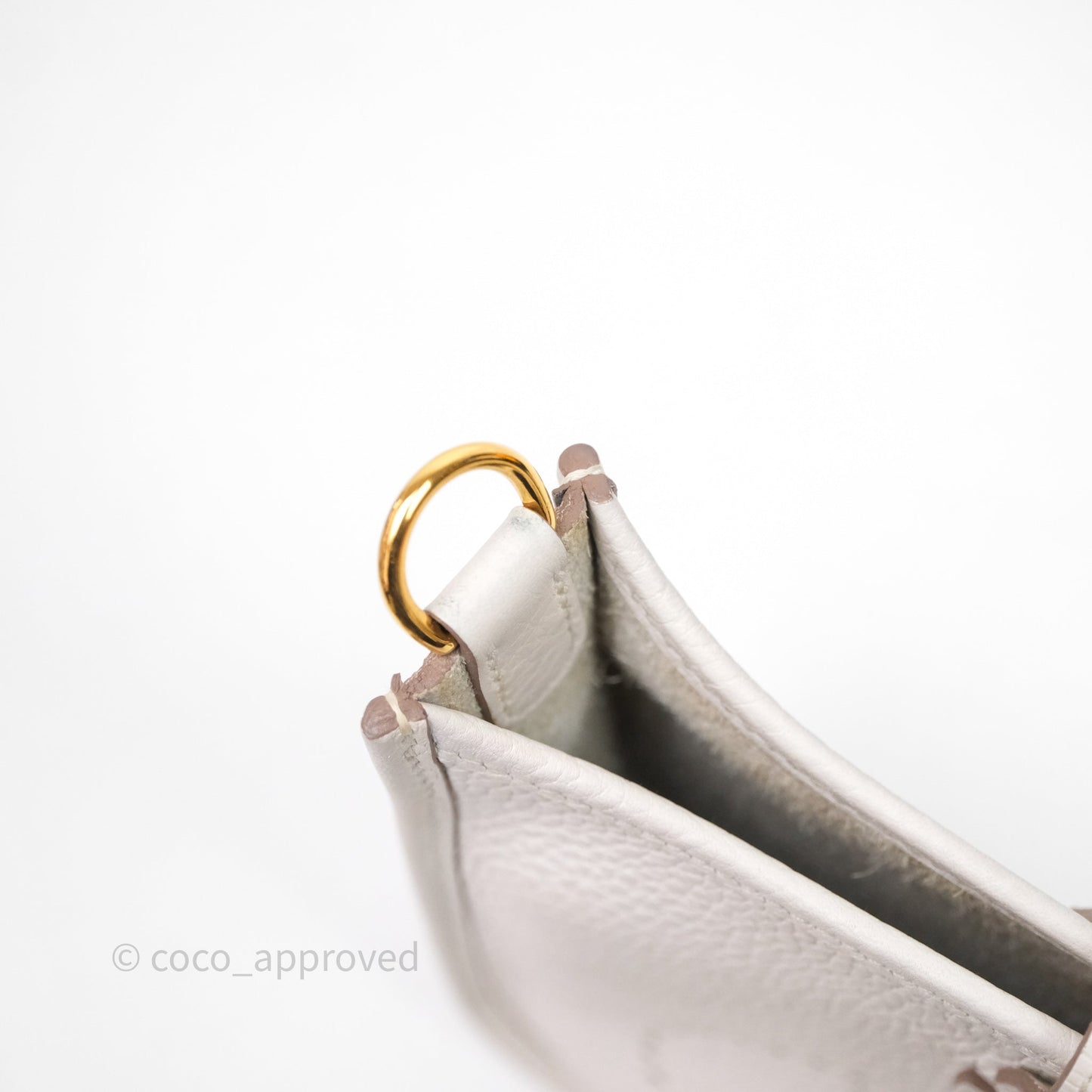 Hermès Mini Evelyne 16 Gris Pale M4 Clemence Gold Hardware