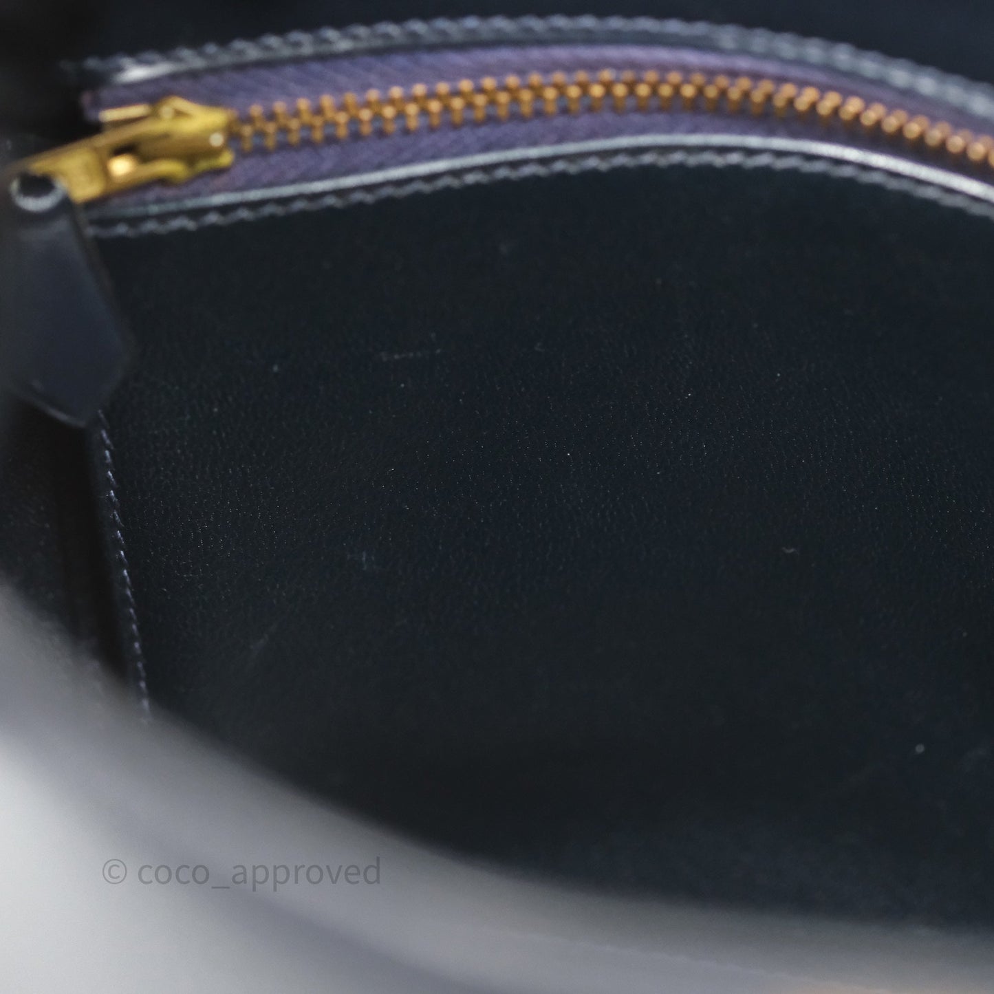 Hermès Vintage Kelly 28 Retourn Navy Box Leather Gold Hardware