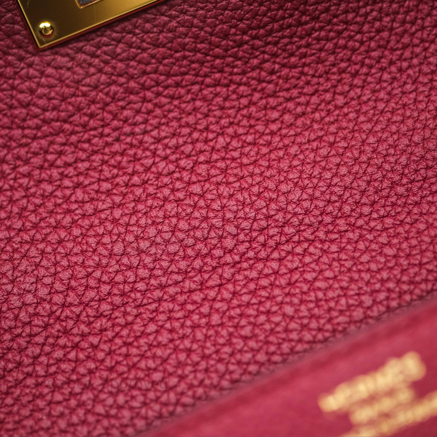 Hermès Kelly 32 Retourne Rouge Grenat K1 Togo Gold Hardware