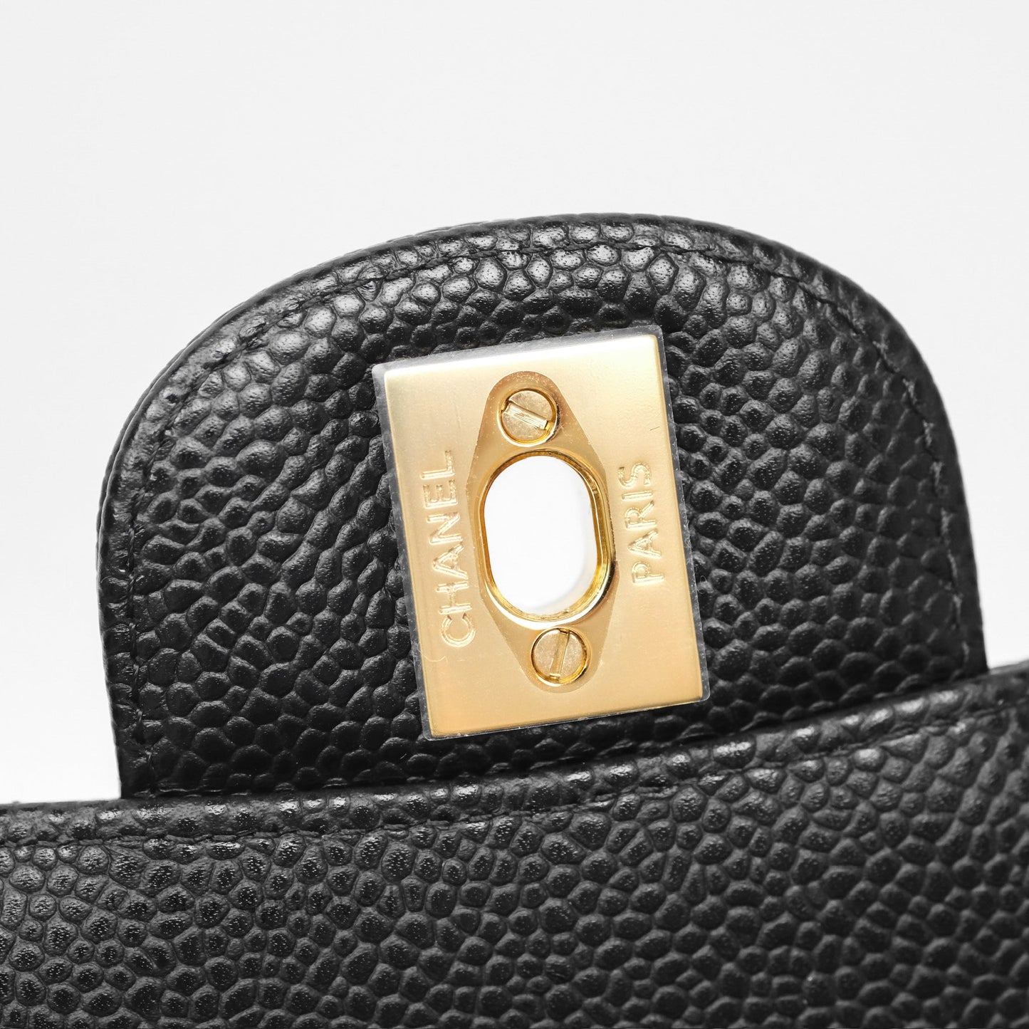 Chanel M/L Medium Classic Flap Quilted Black Caviar Gold Hardware