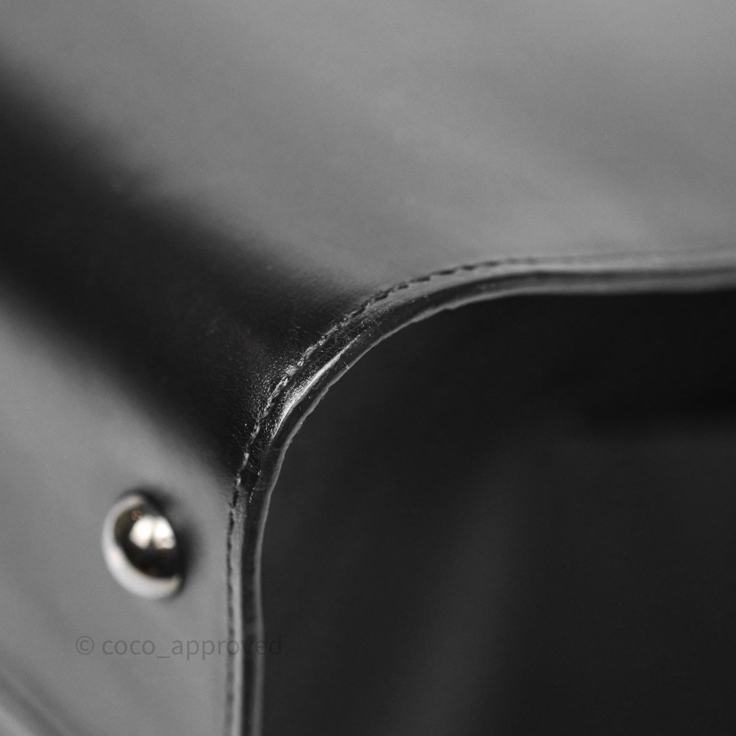 Delvaux Brillant L'Humour MM Black Calfskin