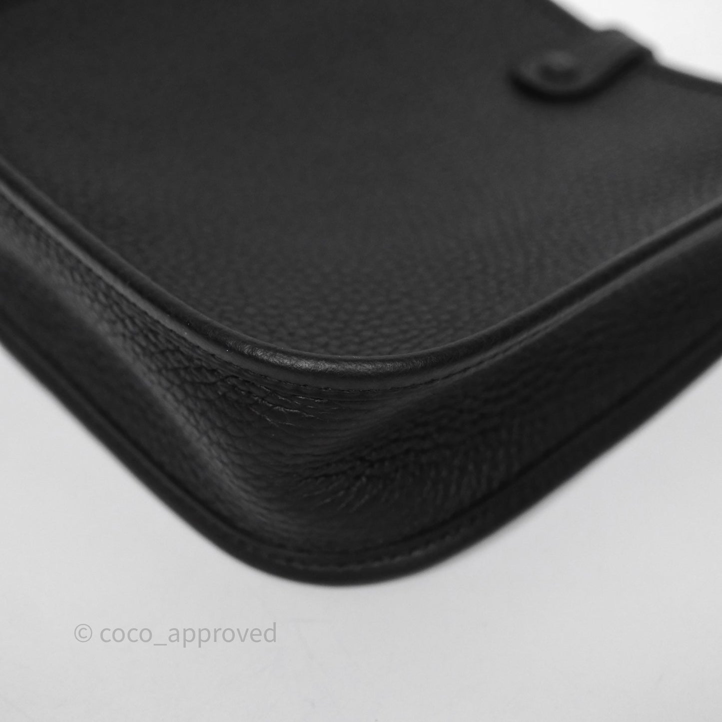 Hermès Mini Evelyne 16 Black Noir 89 Clemence Palladium Hardware