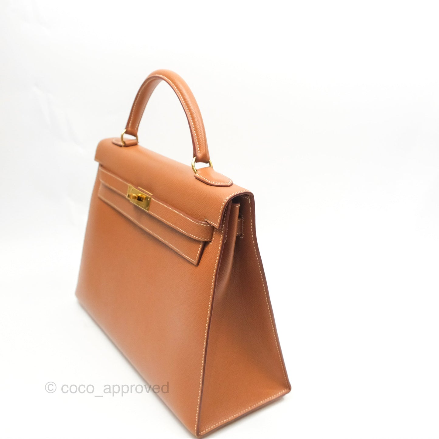 Hermès Kelly 32 Sellier Gold Epsom Gold Hardware