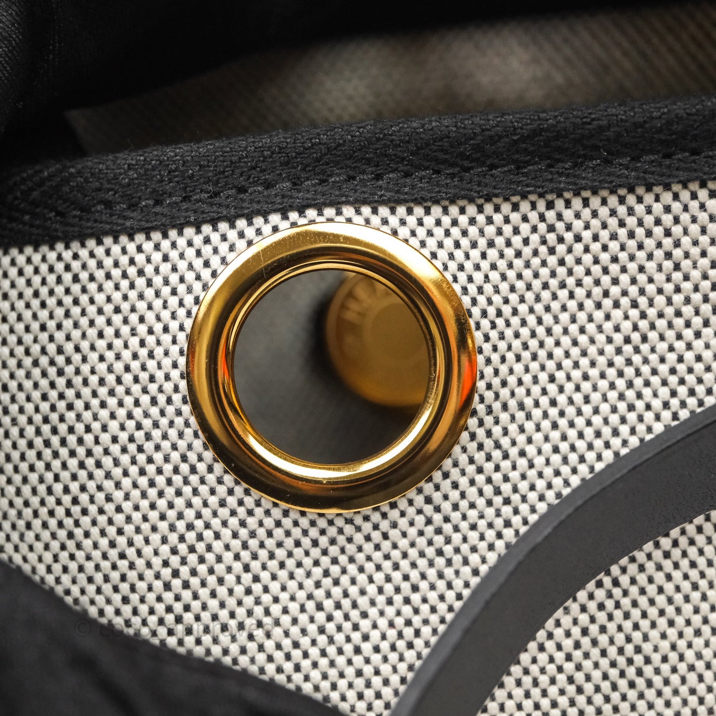 Hermès Herbag Zip 20 Mini Ecru-Noir Canvas Gold Hardware